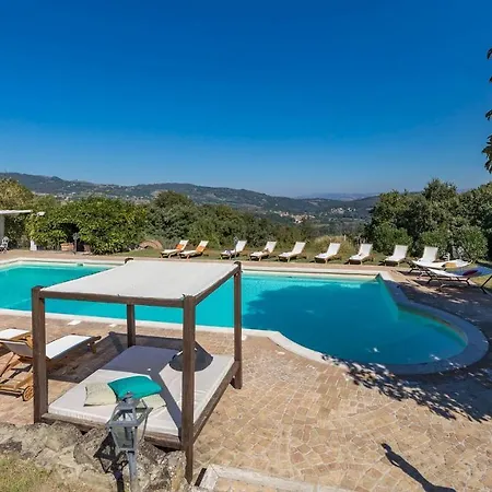 Villa Residenza Collefiorito 26, Emma Porchiano