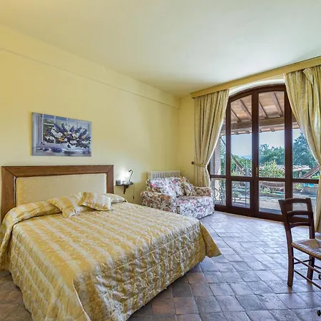 Residenza Collefiorito 26, Emma Villa *