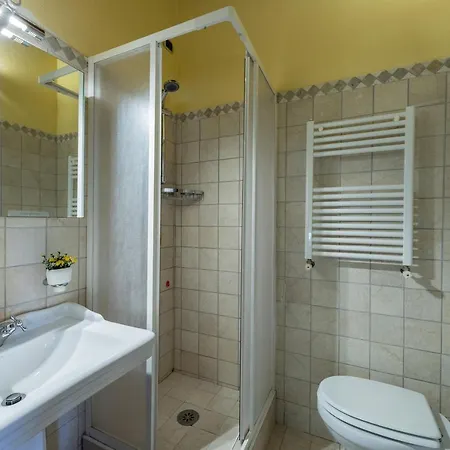 Villa Residenza Collefiorito 26, Emma Porchiano