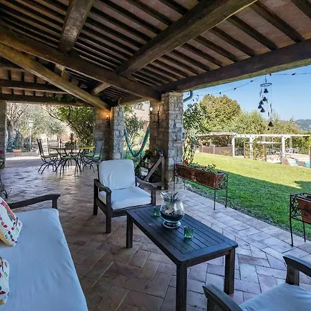 Residenza Collefiorito 26, Emma Villa Porchiano (Perugia)